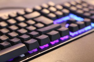 Quietest Mechanical Keyboard Switches: Top Picks - Quiet Den